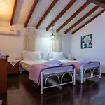 Dom wakacyjny Zoe House