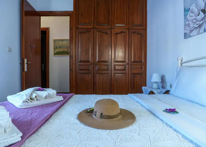 Zoe House *