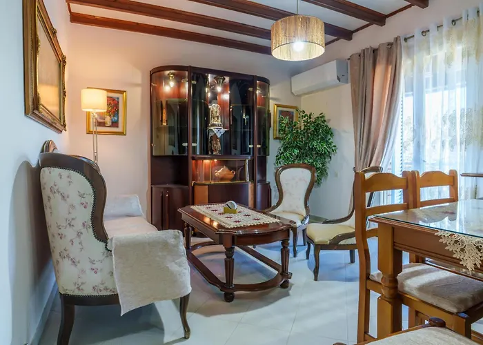 Zoe House * Sidárion